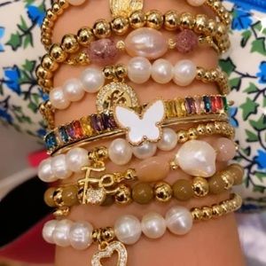 Meet your Posher, Elianys